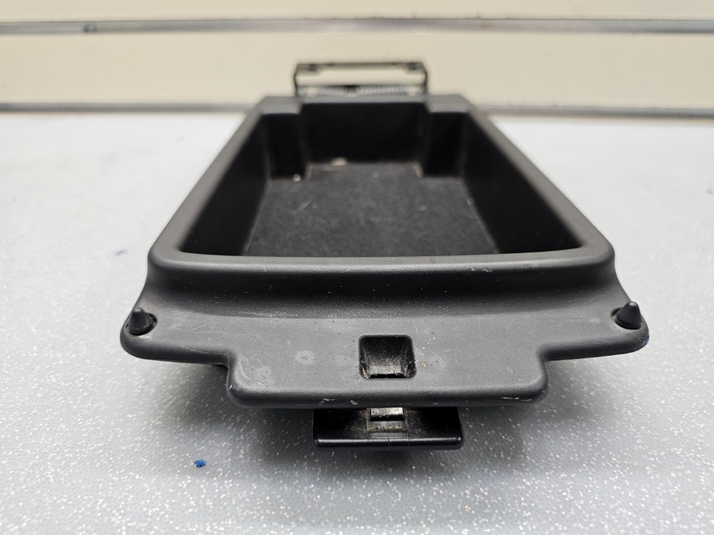 02-06 CAMRY SOLARA LEXUS ES330 CENTER CONSOLE LID ARM REST COVER ASSEMBLY BLACK