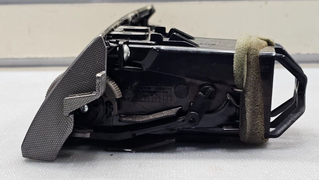 🔥07-12 VERSA CENTER DASH LEFT DRIVER AC AIR VENT BEZEL PANEL CARBON SILVER OEM