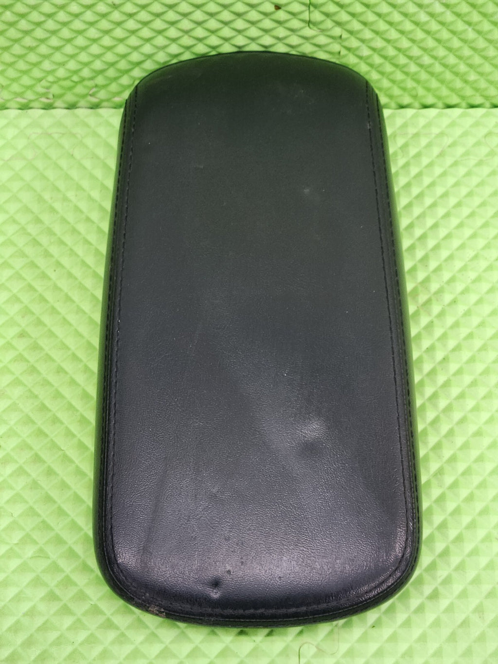 🔥2011-2014 CHRYSLER 200 DODGE AVENGER CENTER CONSOLE LID ARM REST BLACK