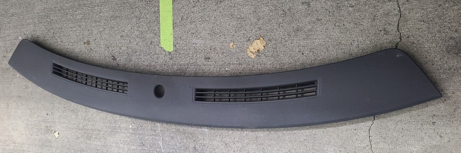 🔥2005-2007 CHRYSLER 300 UPPER DASHBOARD PAD TRIM DEFROSTER PANEL OEM DP5