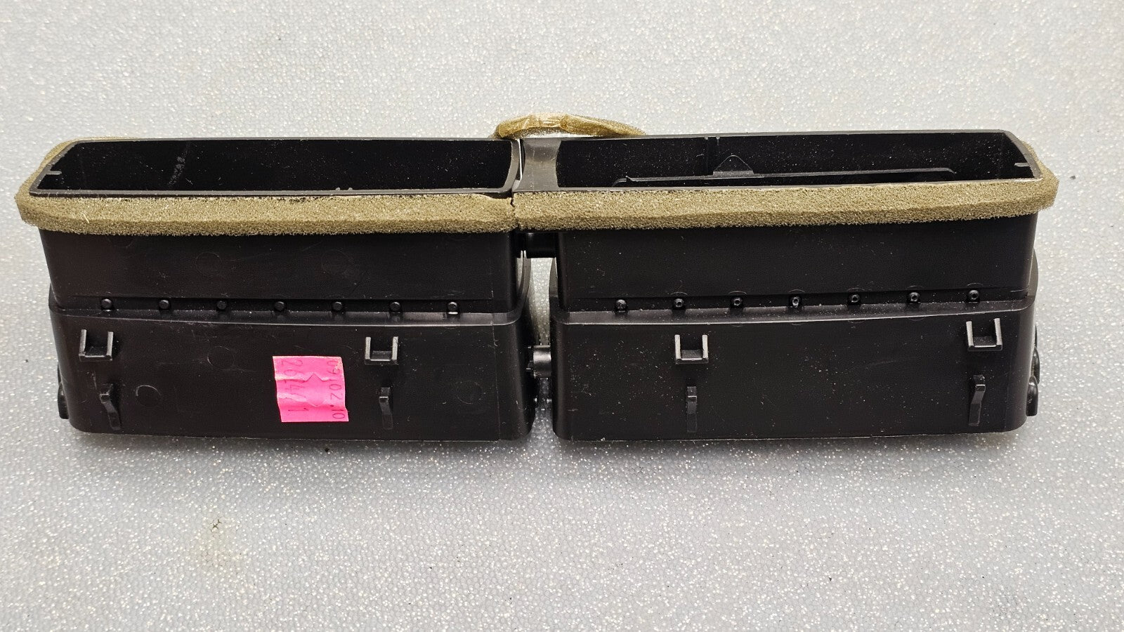 🔥08-11 Ford Focus Front Upper Center Dash Dual Air Vent Bezel Trim Panel Black