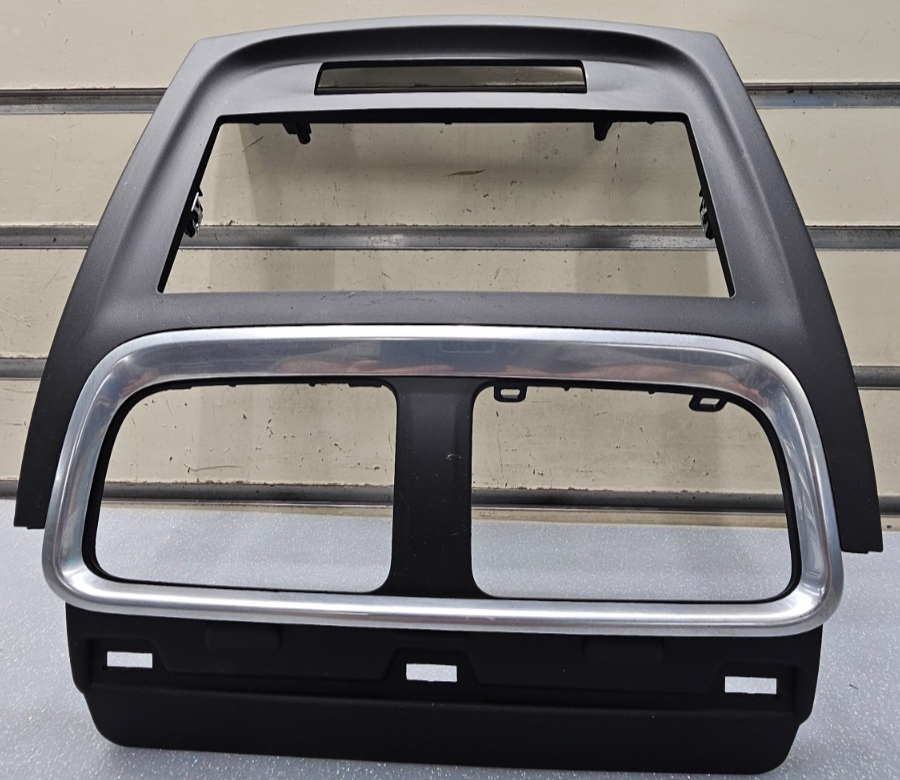 🔥11-14 Avenger Dash AM FM Radio Stereo Display Bezel Trim Panel Black/Silver