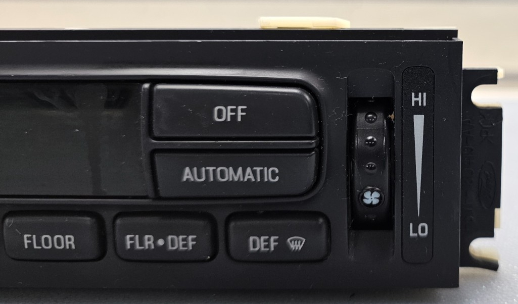 95-11 Crown Victoria Explorer Expedition Dash Climate Control Heater Temperature