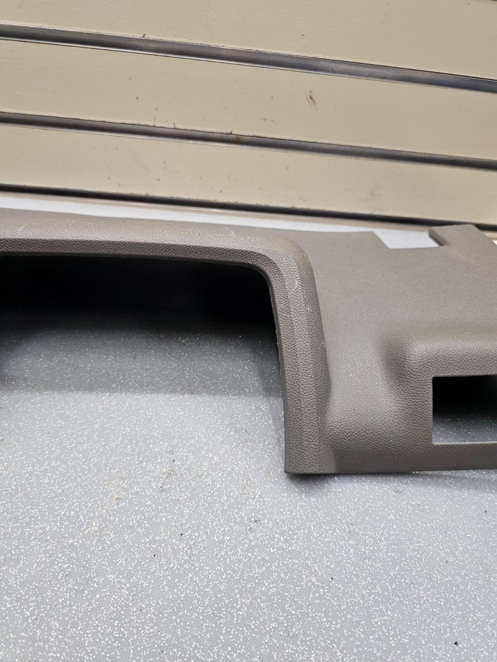 🔥09-17 Traverse Knee Bolster Trim Left Driver Front Dash Lower Cover Gray OEM