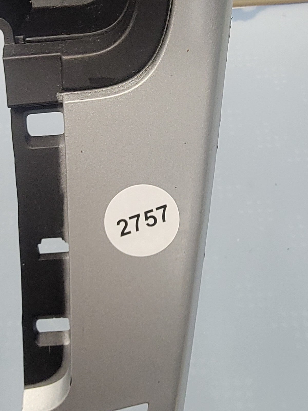 07-09 Chevrolet Equinox Center Dash Radio Climate Bezel Surround Trim Silver