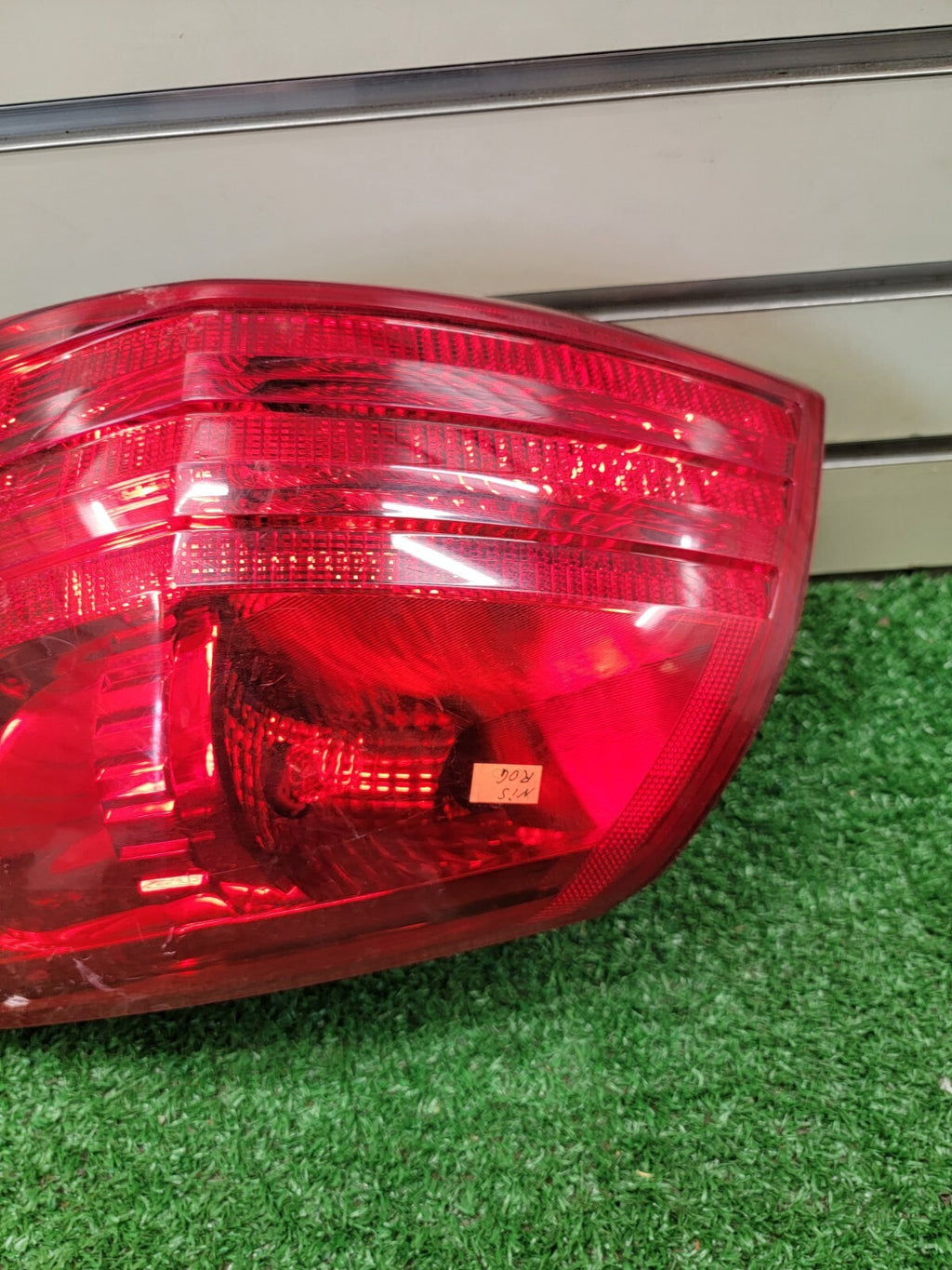 🔥2008-2013 Nissan Rogue Tail Light Lamp right passenger Side Assembly Chrome