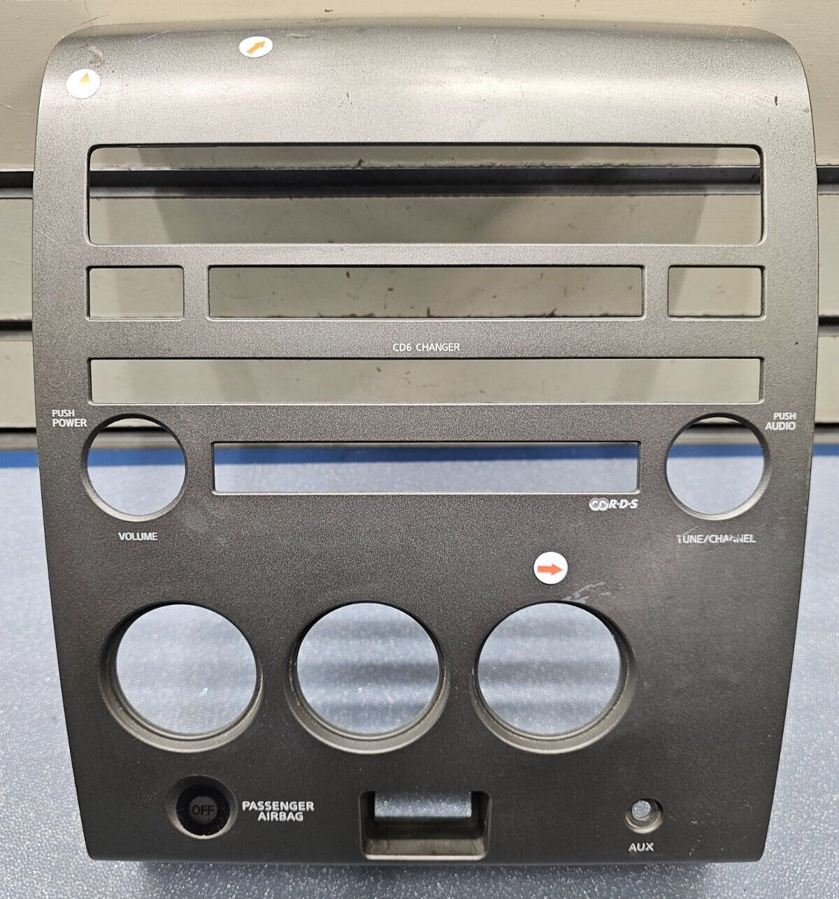 🔥04-07 NISSAN ARMADA TITAN STEREO RADIO DASH PANEL TRIM SURROUND BEZEL GRAY OEM