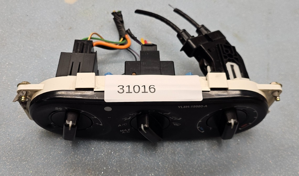 🔥01-07 Escape Mariner Dash AC Heater Climate Temperature control Conditioner