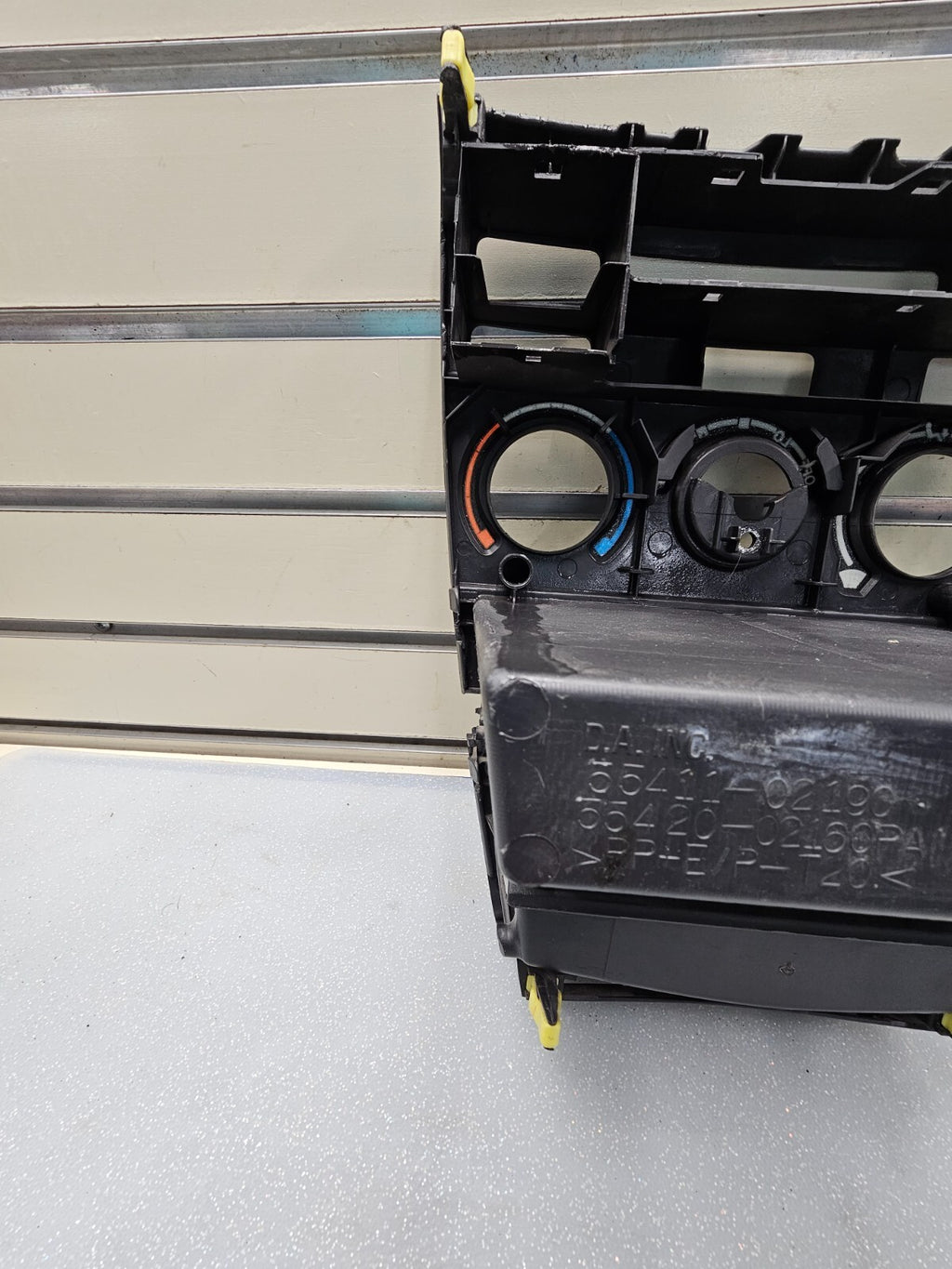 🔥2003-2008 Toyota COROLLA Center Dash Climate Bezel Tray Panel Trim BLACK