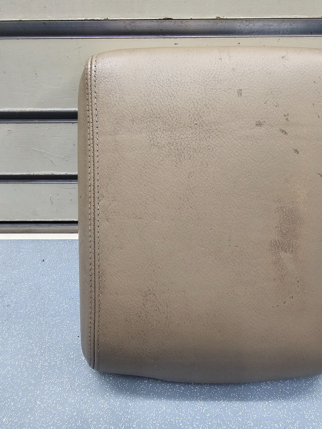 🔥99-04 Land Rover Discovery Center Console Leather Armrest Top Lid Assembly Tan