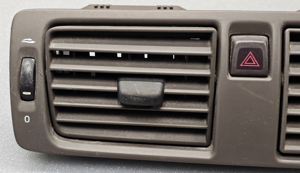 04-07 Volvo S40 Front Middle Dash Center Air Vent Heater Conditioning Bezel Tan