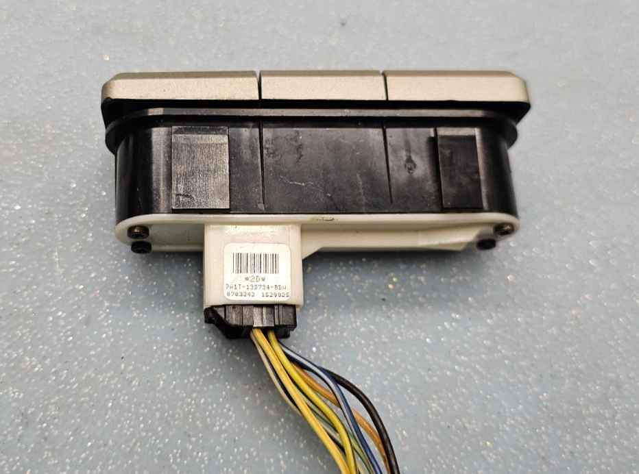 🔥07-10 Lincoln MKX Dash Traction Hazard Emergency Control Switch Silver