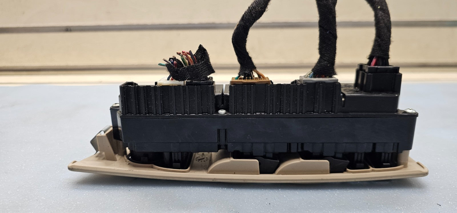 🔥06-11 Buick Lucerne Front Left Driver Master Power Door Window Switch Tan OEM