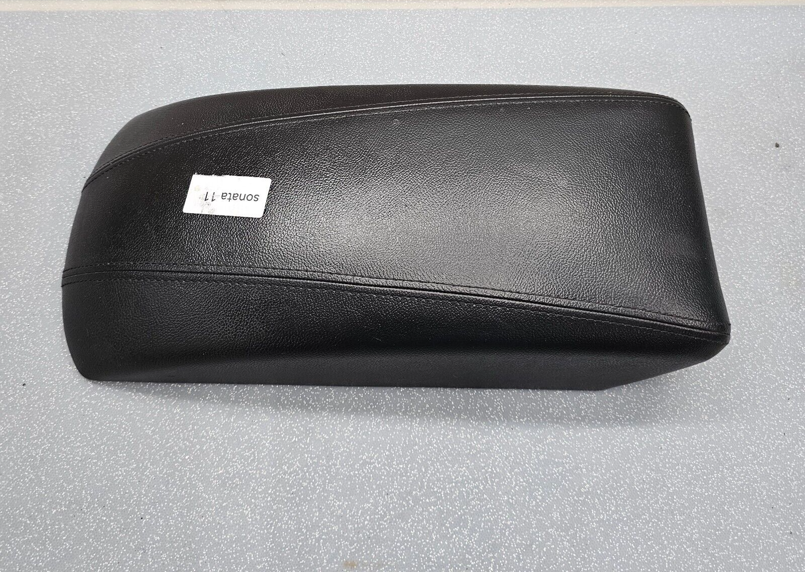 🔥11-14 HYUNDAI SONATA FRONT CENTER CONSOLE ARM REST LID COVER TOP PAD BLACK OEM