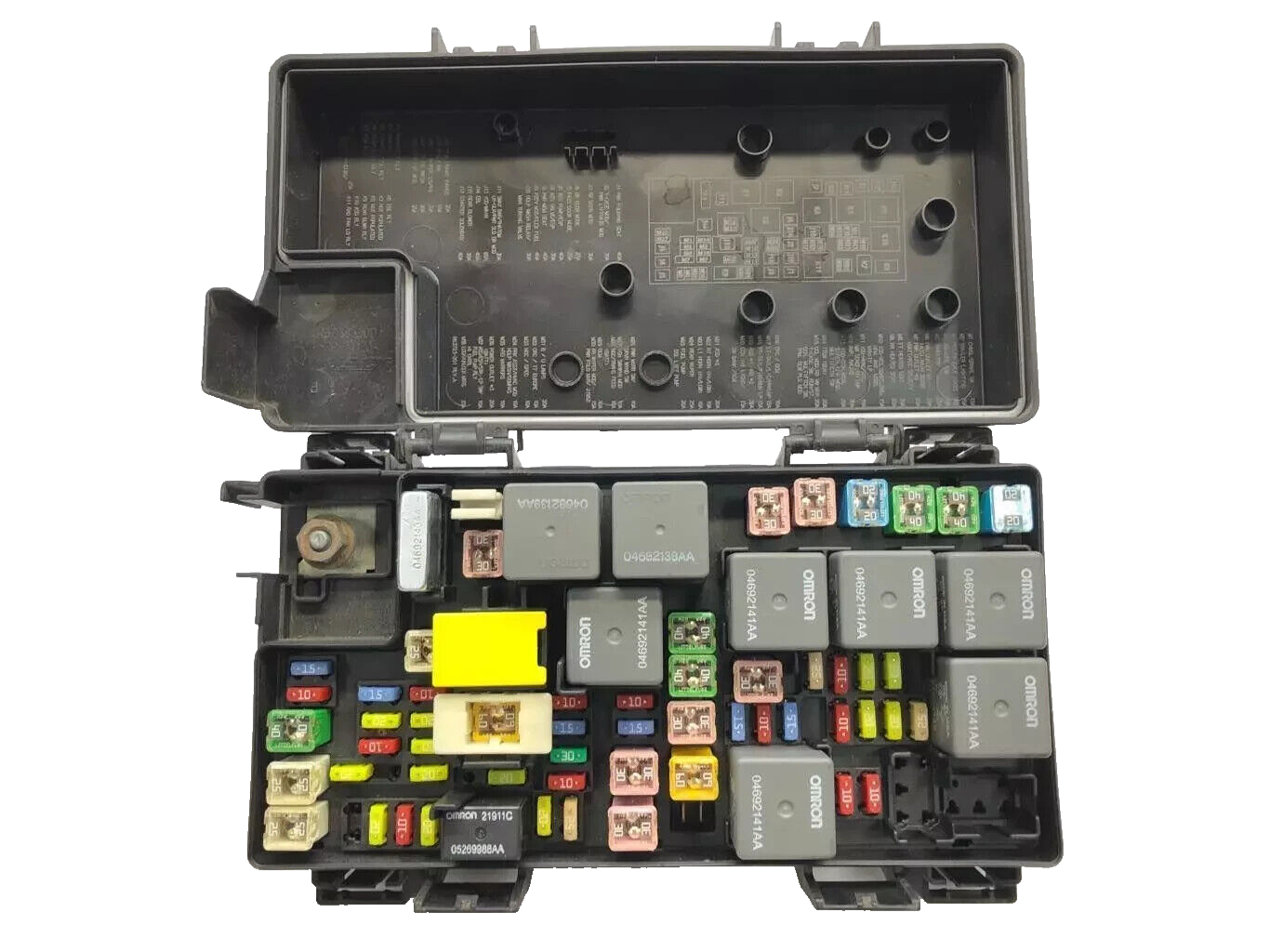 🔥2010 Jeep Liberty Nitro Interior Fuse Box TIPM Integrated Module OEM