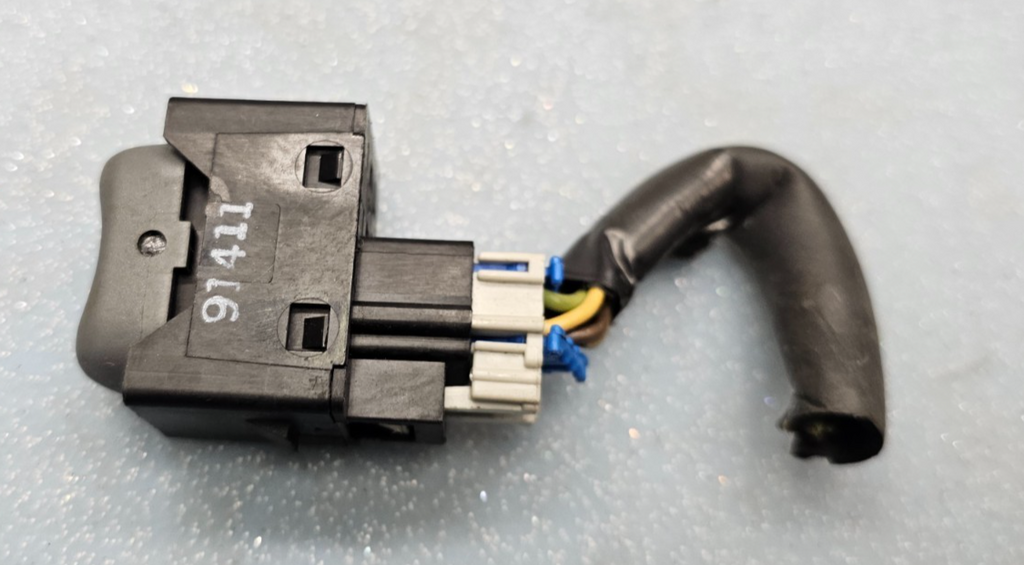 🔥97-02 Chevrolet Camaro Light Lamp Rocker Switch Assembly