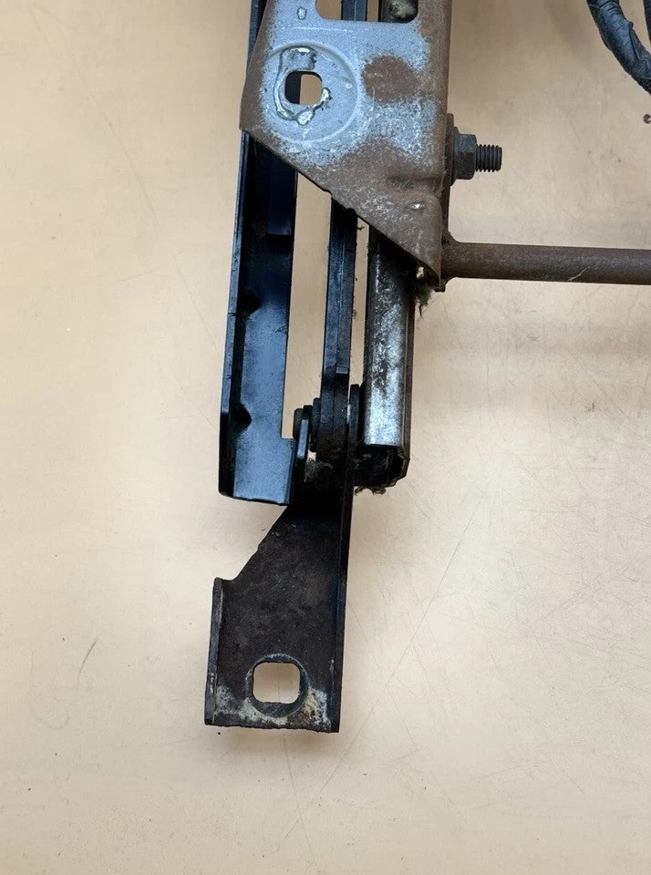 🔥98-11 Town Car Grand Marquis Crown Victoria Left Driver power seat track Frame