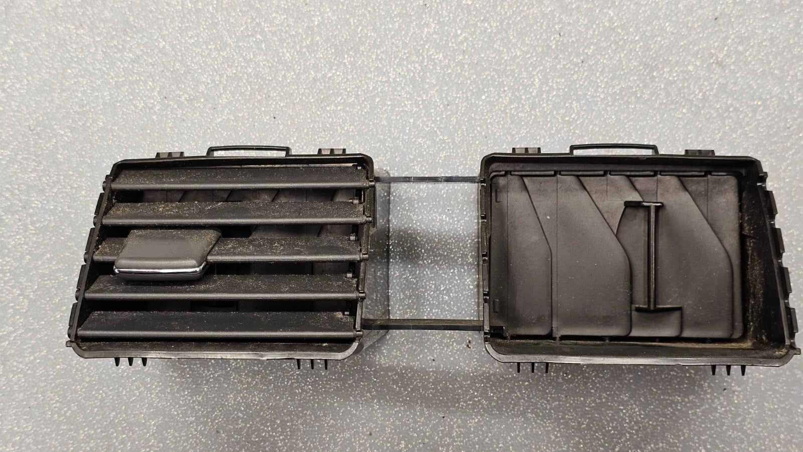 🔥07-10 SUZUKI SX4 CENTER DASH AIR VENT HEATER CONDITIONING Double Black