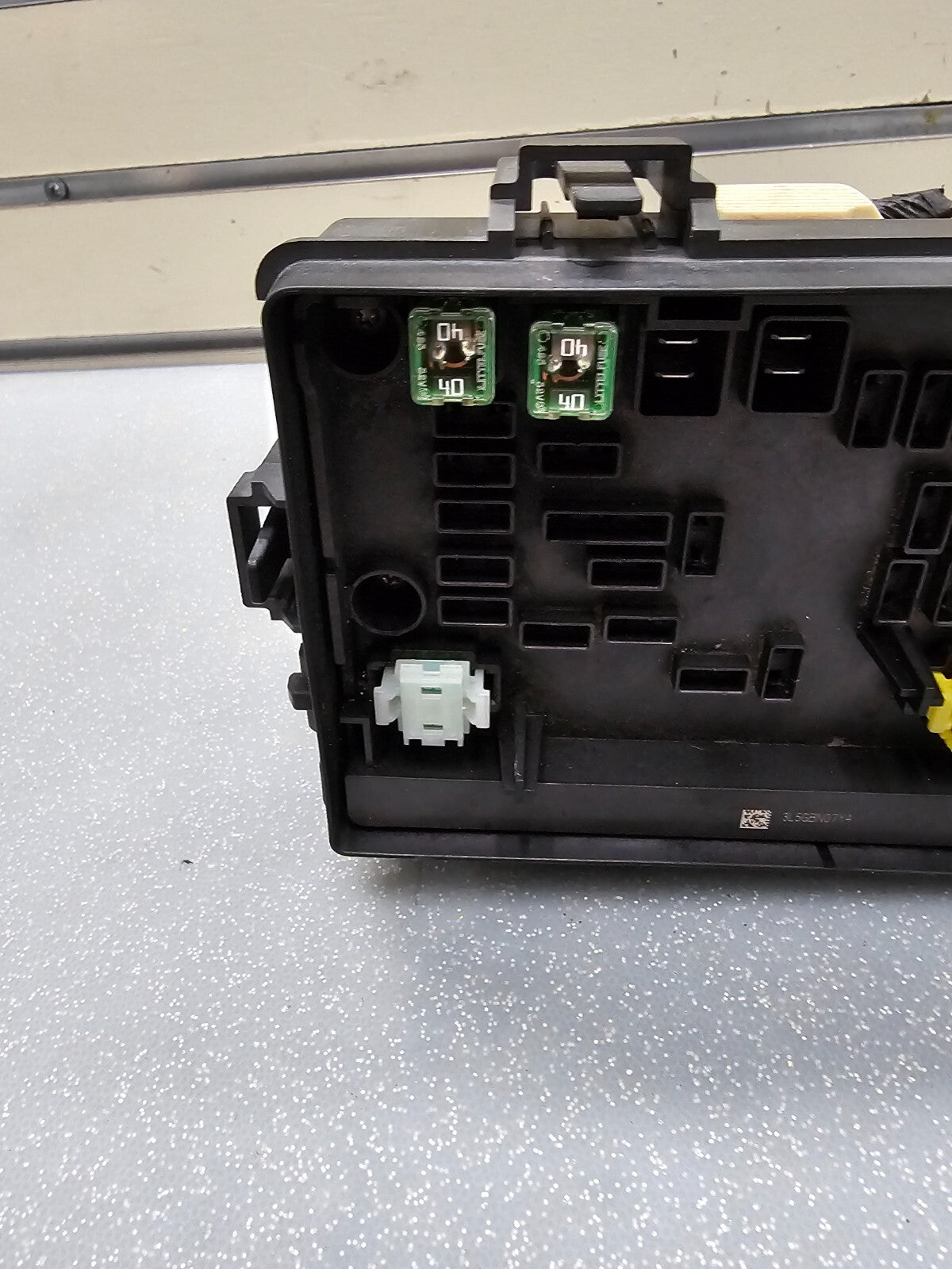 🔥2008 - 2009 CHRYSLER SEBRING / AVENGER FUSEBOX POWER RELAY TIPM MODULE BCM
