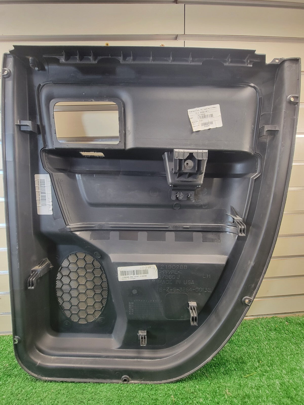 🔥2009-2012 Dodge Ram 1500 Quad Cab Black LEFT Rear DRIVER Door Trim Panel