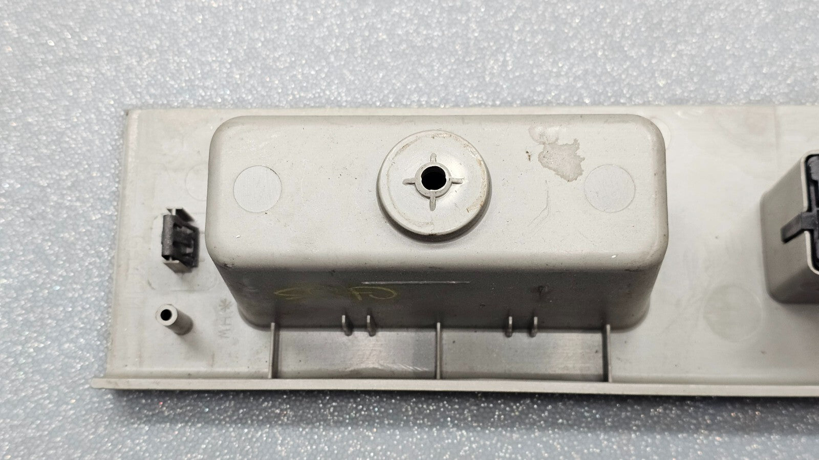 🔥08-12 Escape Fusion  Passenger Door Power Window Control Switch Tan OEM