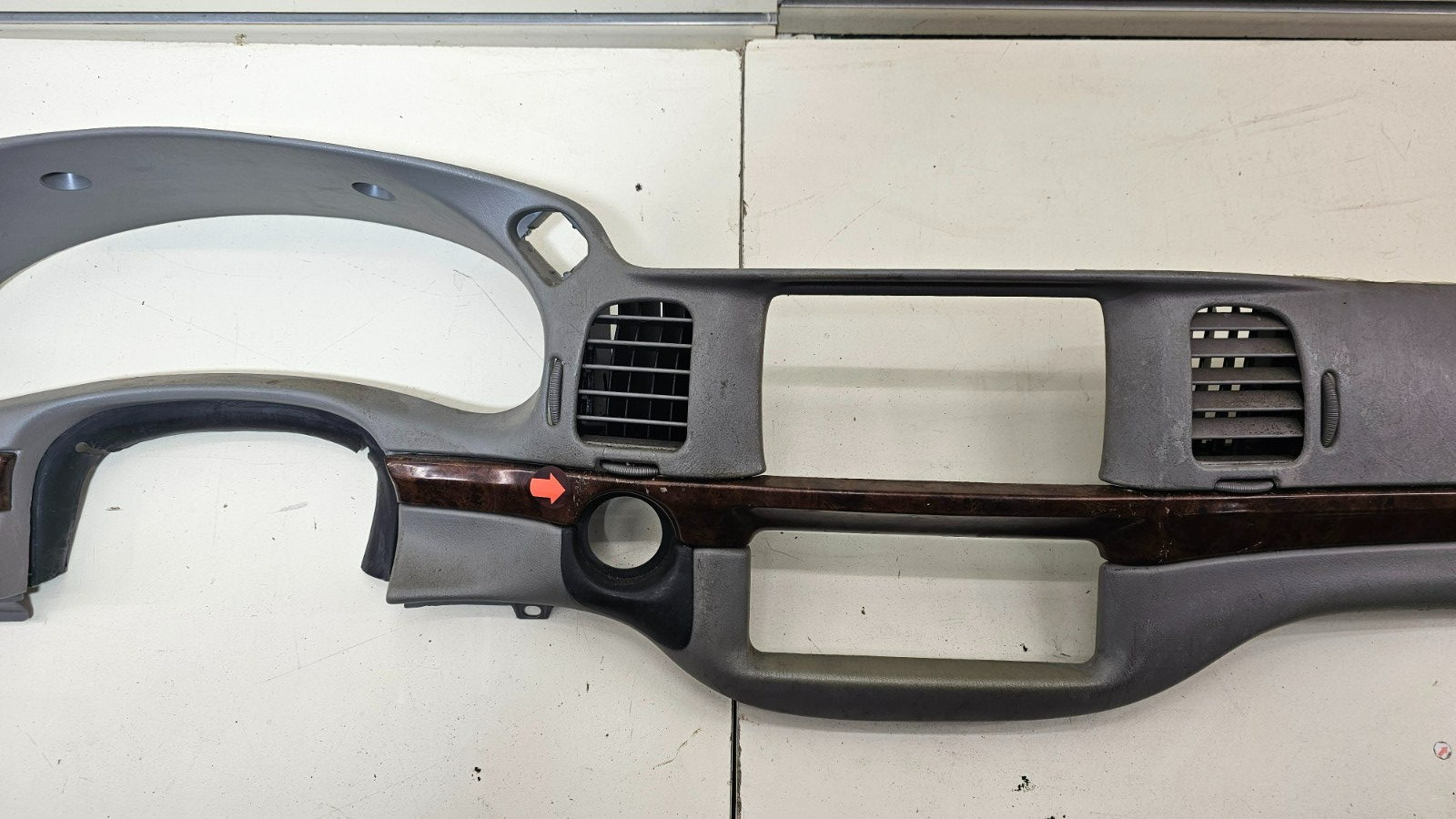 🔥00-05 IMPALA Dash INSTRUMENT Cluster Bezel Radio Speedo Gauge Trim Gray