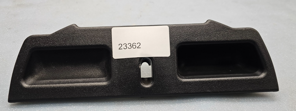 95-06 Silverado Sierra C/K 1500 2500 Center Console Jump Seat Lid Latch Assembly