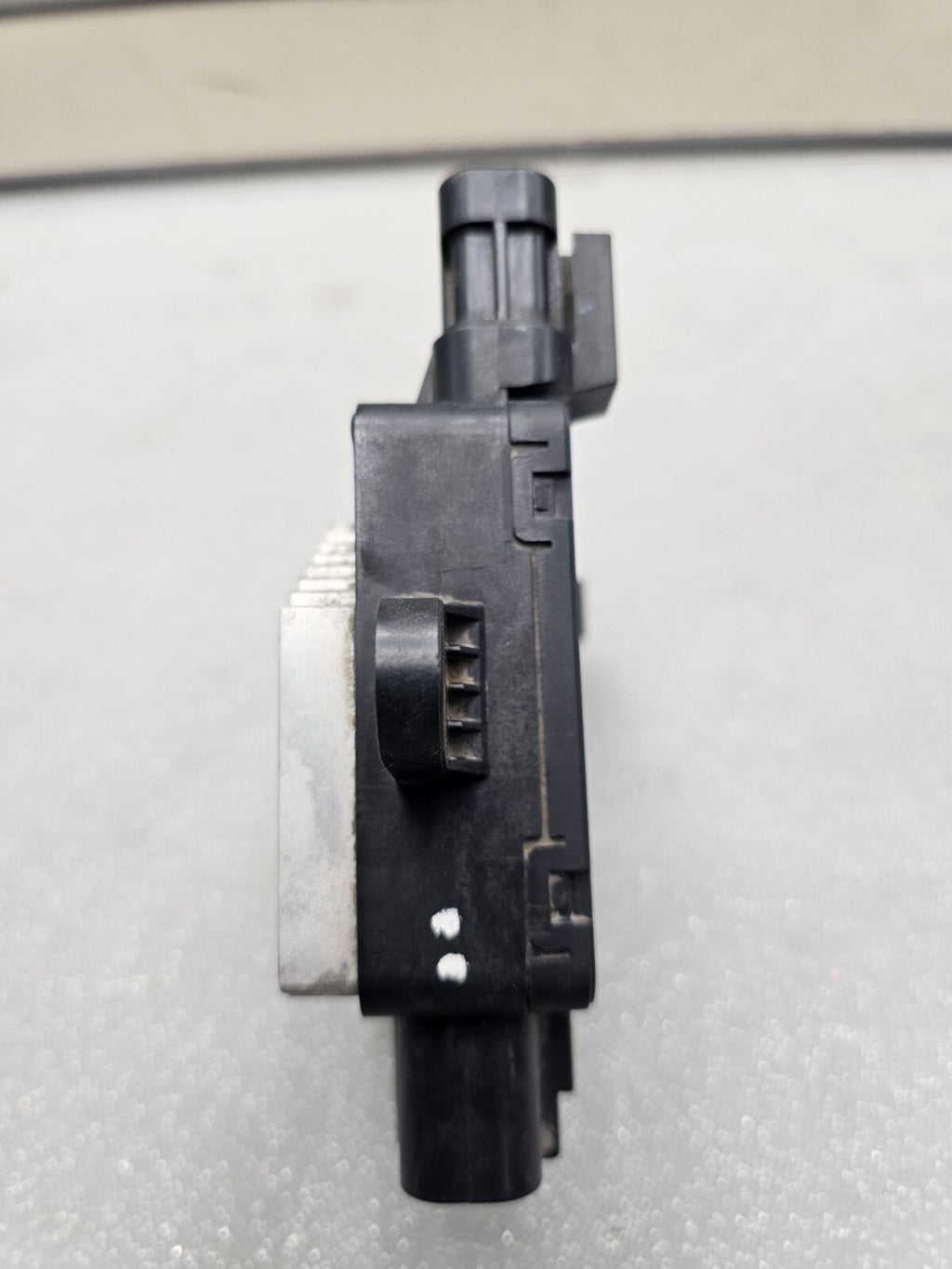 🔥2006-2014 Kia Sedona 2007-2008 Hyundai Entourage Cooling Fan Module Controller