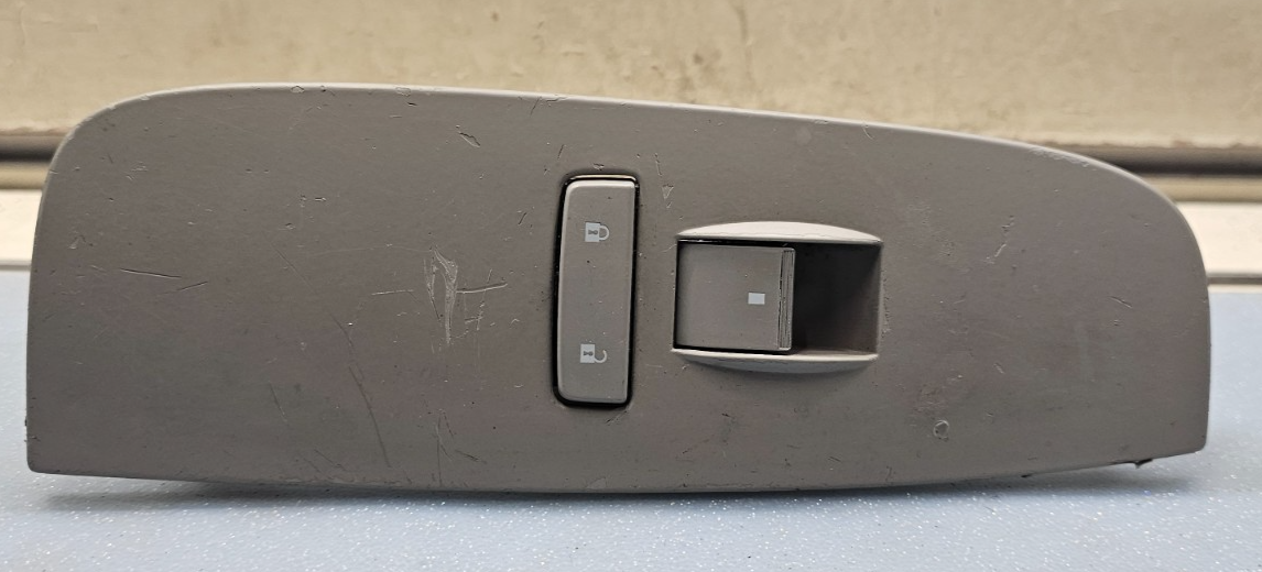 🔥06-11 CADILLAC DTS FRONT RIGHT PASSENGER WINDOW POWER SWITCH ASSEMBLY GRAY