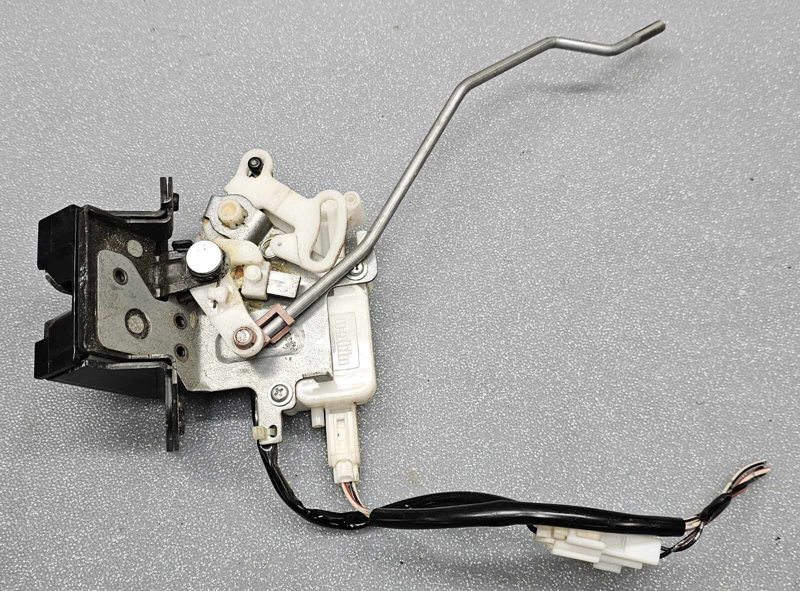07-12 Mazda CX-7 Rear Gate Latch Tailgate Liftgate Trunk Lock Actuator Assembly