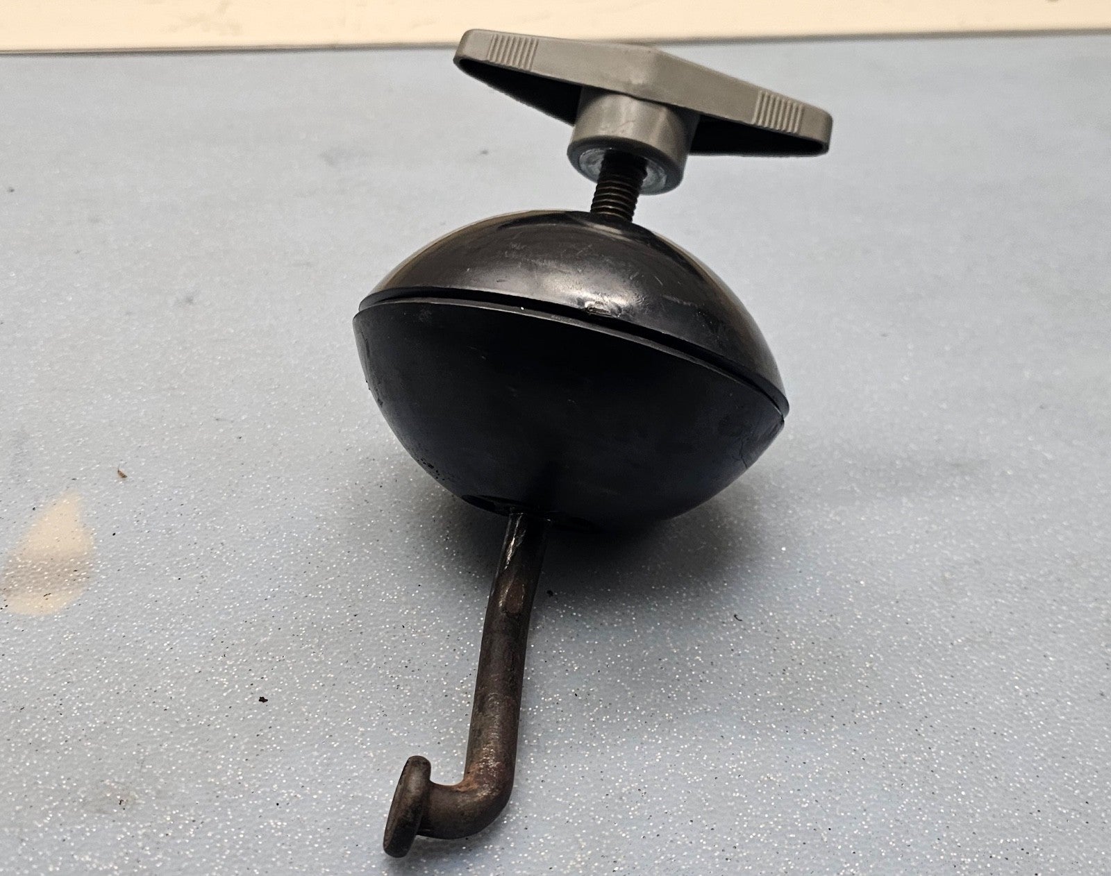 🔥1993-1998 Jeep Grand Cherokee ZJ Spare Tire Hold Down Bracket Screw Assembly