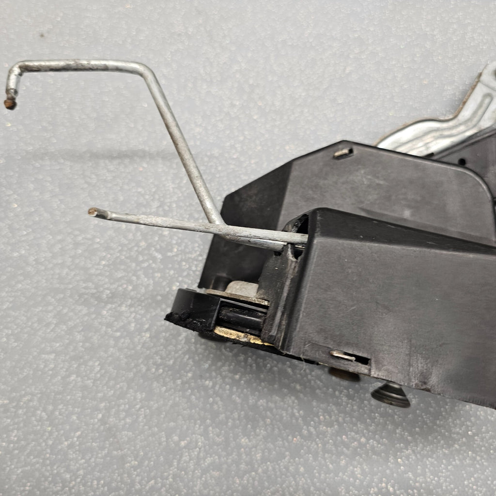 🔥01-05 Toyota RAV4 Trunk Tailgate Door LATCH Lock Actuator Swing Gate Assembly