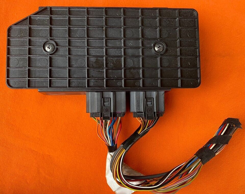 01-05 VOLKSWAGEN VW PASSAT JETTA GOLF FRONT LOWER COMFORT CONTROL MODULE CCM OEM