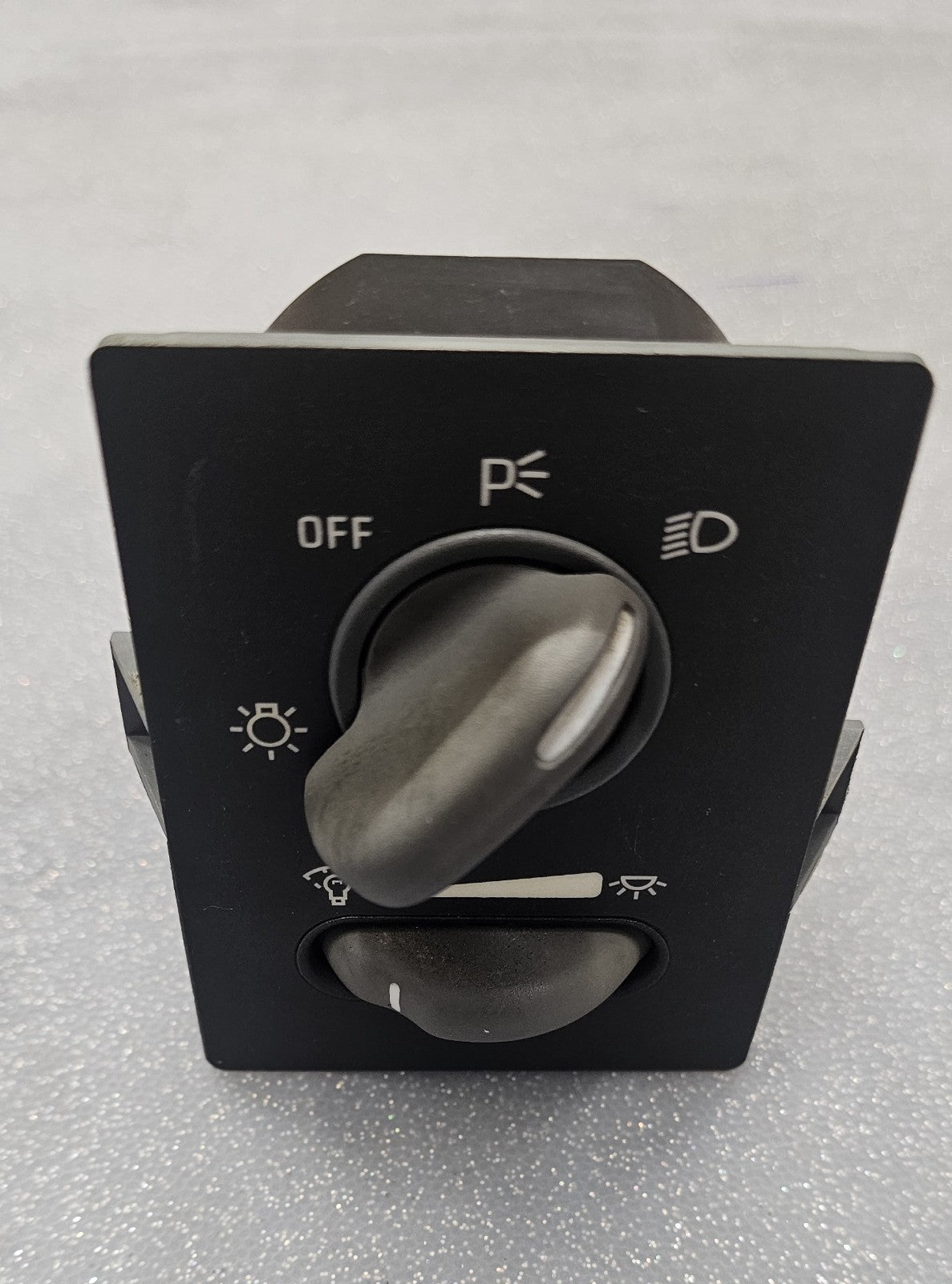 97-03 PONTIAC GRAND PRIX FRONT FOG LEFT DRIVER LIGHT HEADLIGHT DIMMER SWITCH OEM