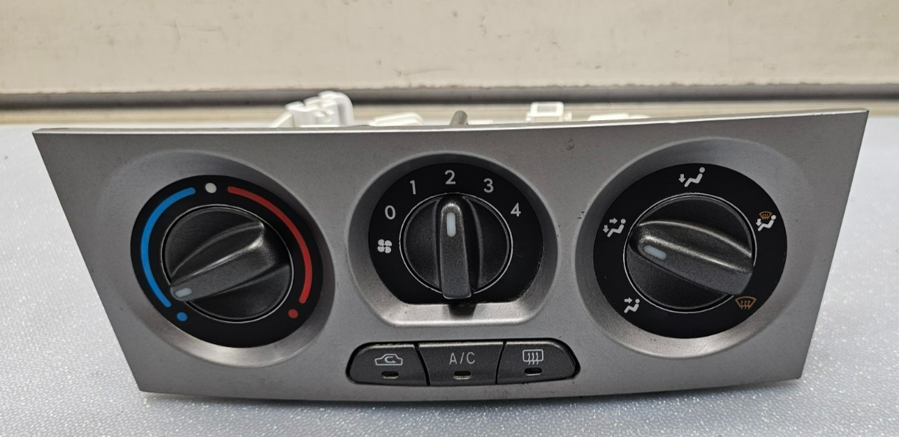 🔥03-08 Subaru Forester Dash AC Heater Climate Control Temperature Conditioner