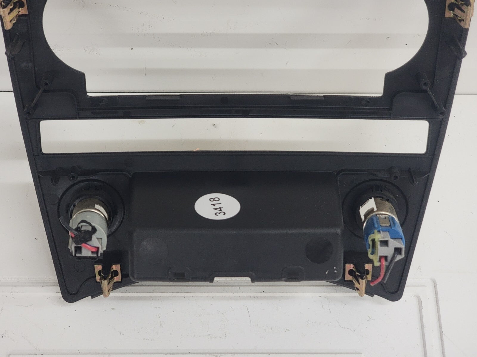 🔥2005-2006 JEEP GRAND CHEROKEE DASH PANEL RADIO SURROUND TRIM BEZEL OEM B70