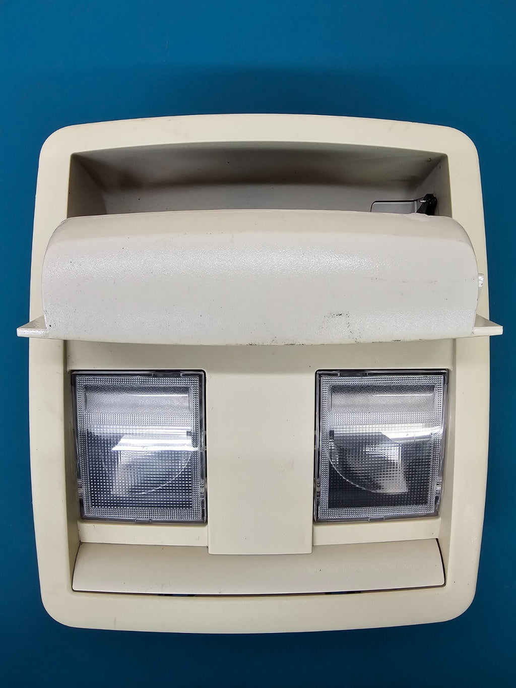 05-07 Dodge Charger 13-18 Challenger Overhead Console Dome Map Light Storage Tan
