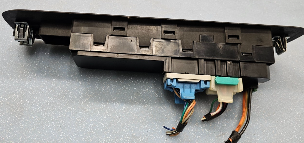 🔥02-05 BUICK RAINER ENVOY RIGHT PASSENGER SIDE WINDOW SWITCH BLACK