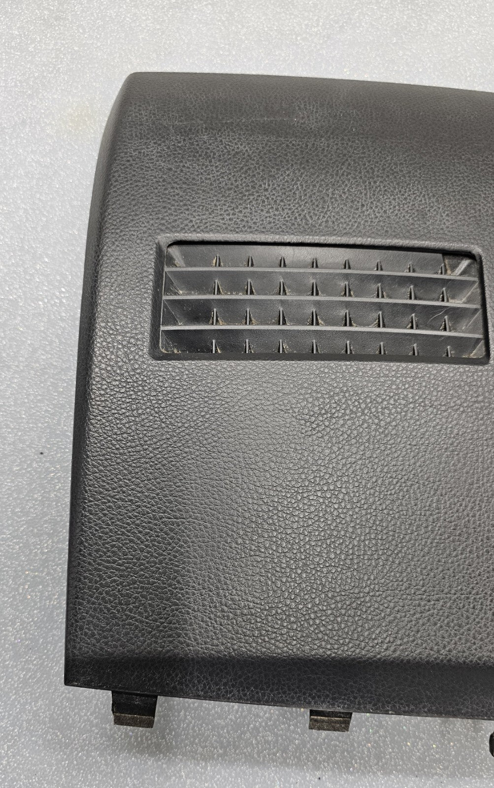 🔥2007-2012 Nissan VERSA Center Dash AIR VENT Bezel Trim UPPER Panel BLACK VT20