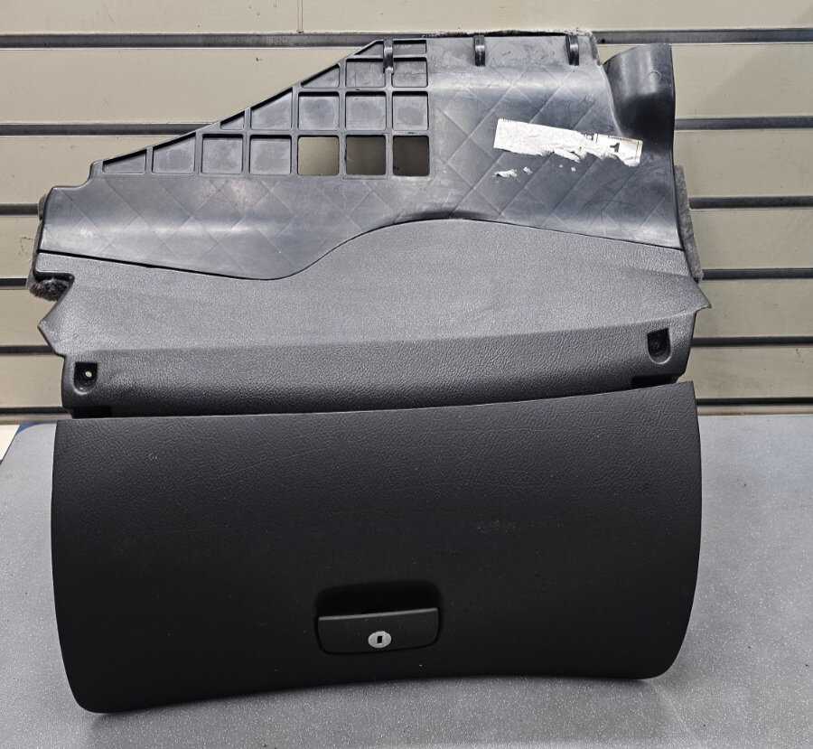 🔥98-05 VW Passat Dash Glove Box Storage Compartment Assembly Black