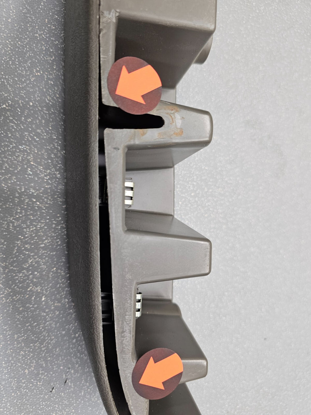🔥03-18 Express Savana Inside Left Driver Pull Door Panel Handle Armrest DK Gray