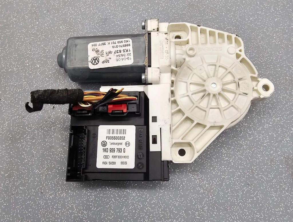 05-06 VW Jetta Front Left Driver Door Power Window Regulator Motor Assembly OEM