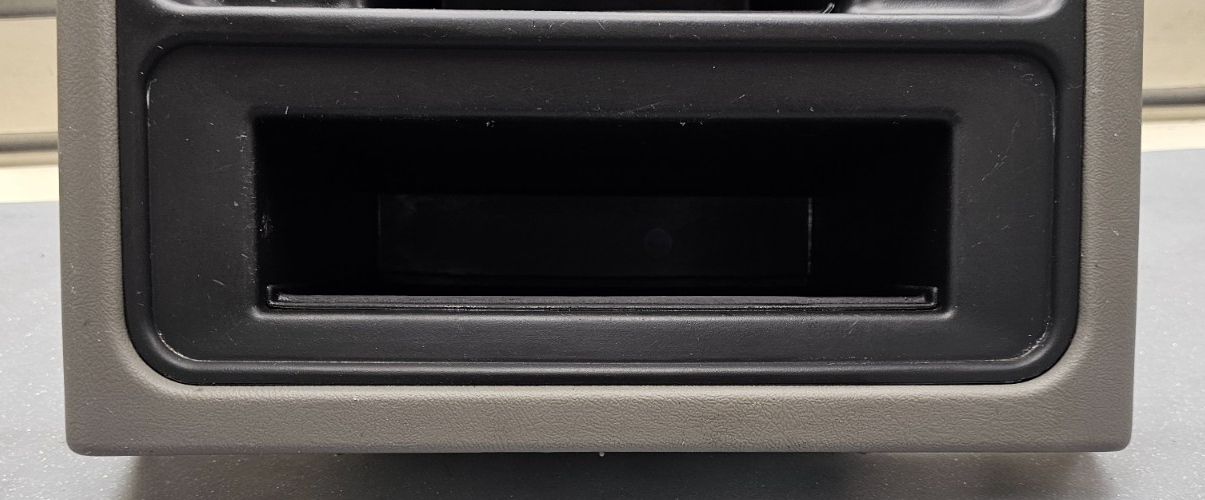 🔥03-06 SILVERADO SIERRA CENTER CONSOLE STORAGE BEZEL ASH TRAY LT TAN/BLACK OEM