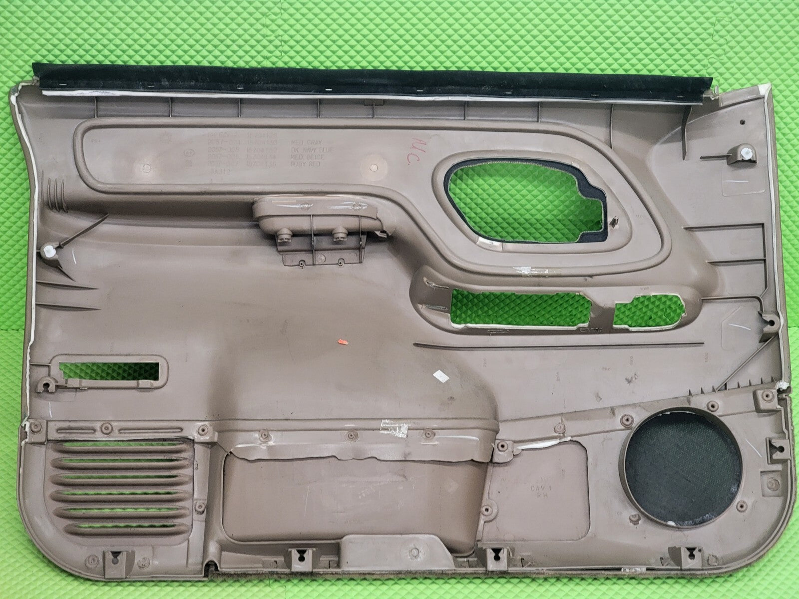 🔥95-99 Chevy GMC Silverado C/K Door Panel Front RIGHT Passenger GRAY auto D2