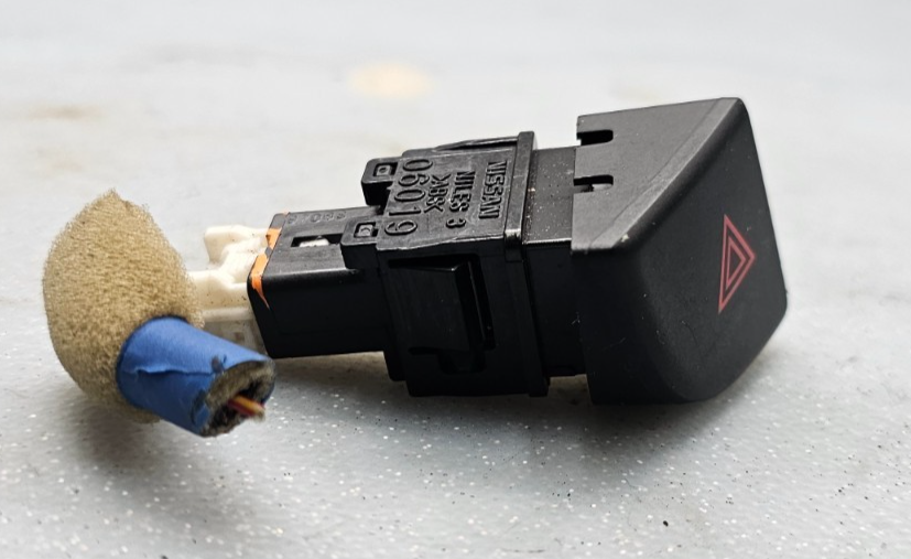 🔥09-14 NISSAN MAXIMA DASH HAZARD EMERGENCY FKASHER SWITCH ASSEMBLY BLACK