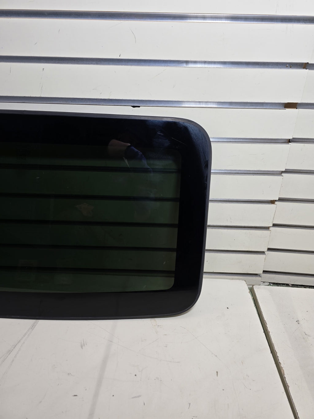 🔥10-19 Ford Taurus Upper Sun Roof Sunroof Window Glass OEM