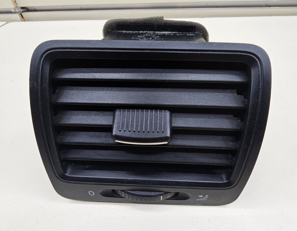🔥05-10 VOLKSWAGEN JETTA FRONT CENTER DASH RIGHT PASSENGER AIR VENT HEATER BLUE