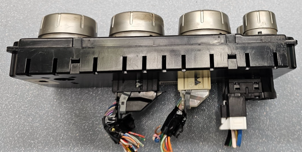 🔥05-07 Nissan Pathfinder Dash AC Heater Climate Control Temperature Conditioner