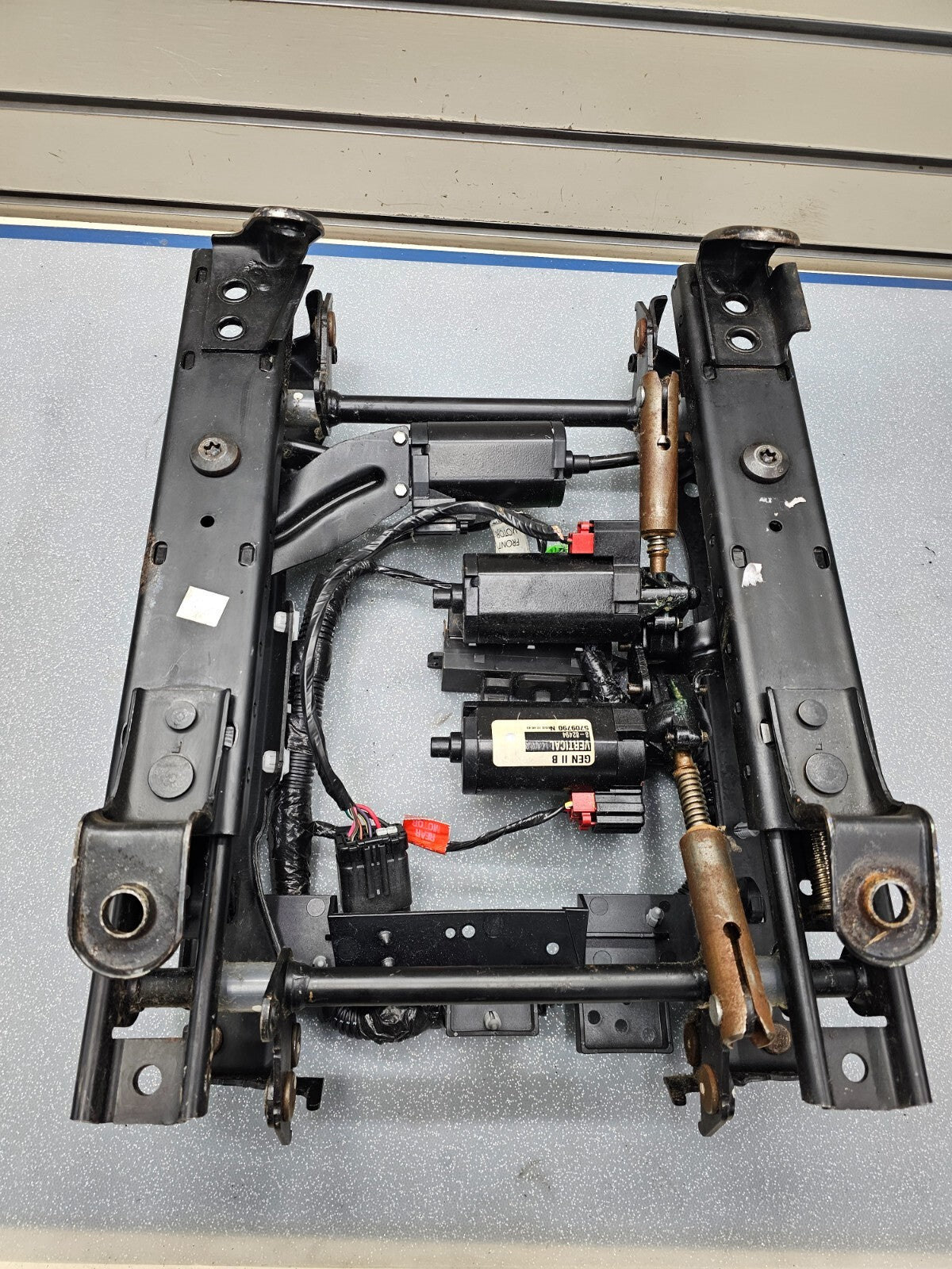 🔥99-04 Jeep Grand Cherokee WJ Driver Electric Power Seat Base Track NO Memory