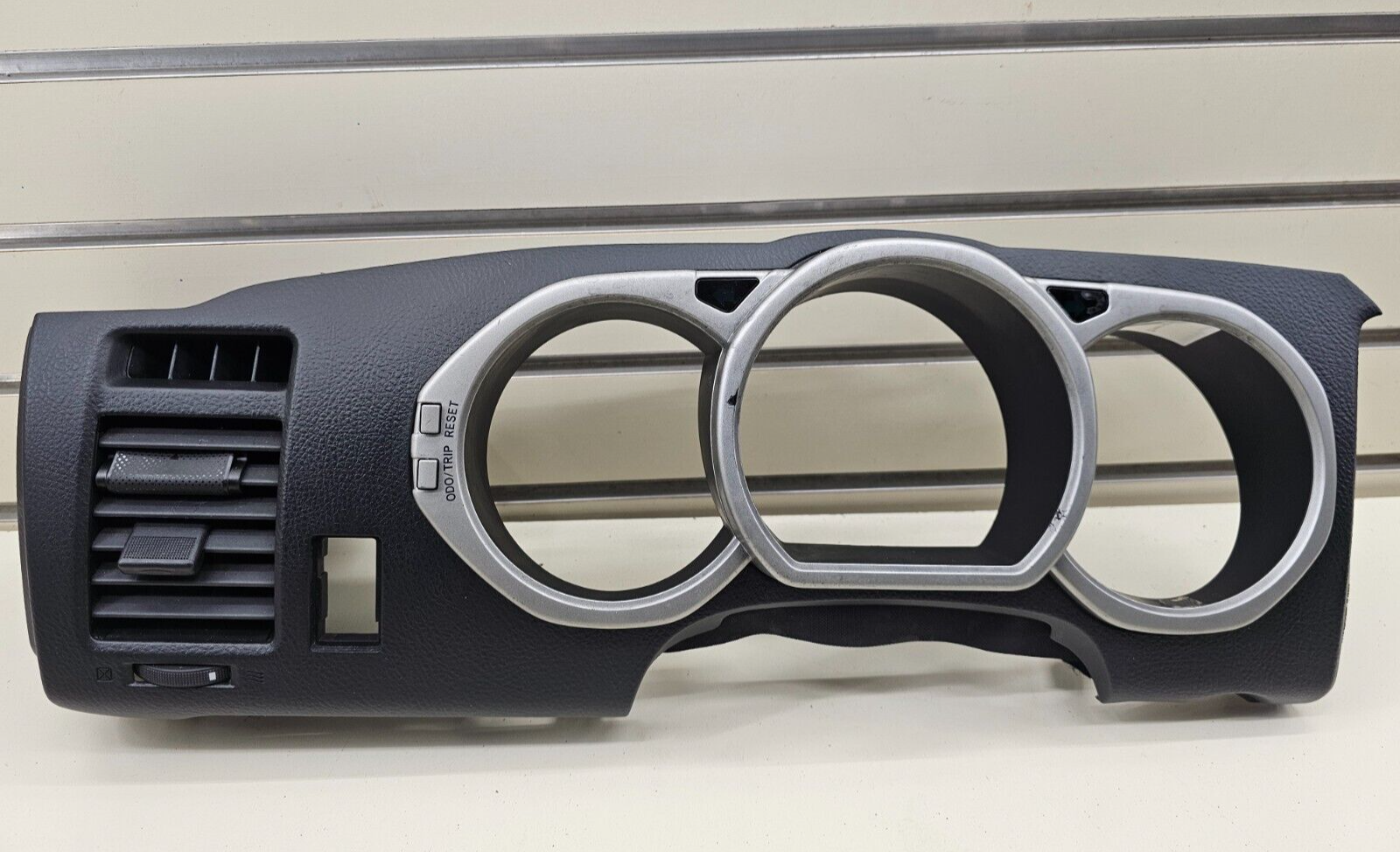 03-06 Toyota 4Runner Dash Speedometer Instrument Cluster Bezel Trim Panel Black